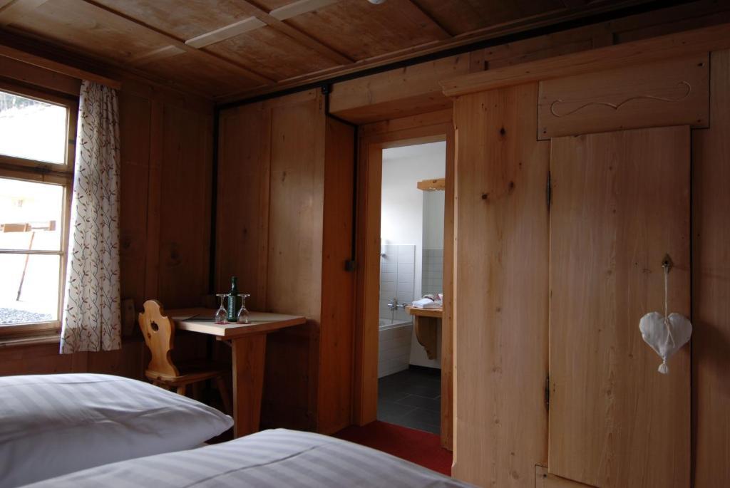 Hotel Ducan Monstein Room photo